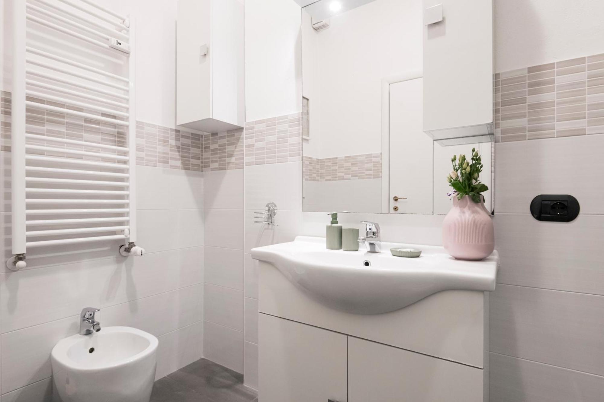 Cozy Apartament In Piazza 5 Giornate By Easylife Milano Dış mekan fotoğraf